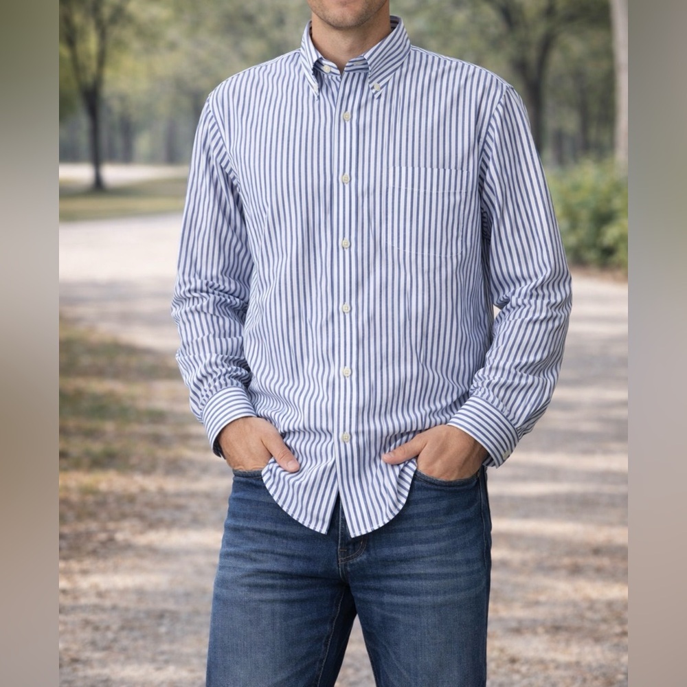 Land’s End Blue Stripe Button Down Shirt 16 -36 Classic Fit. EUC